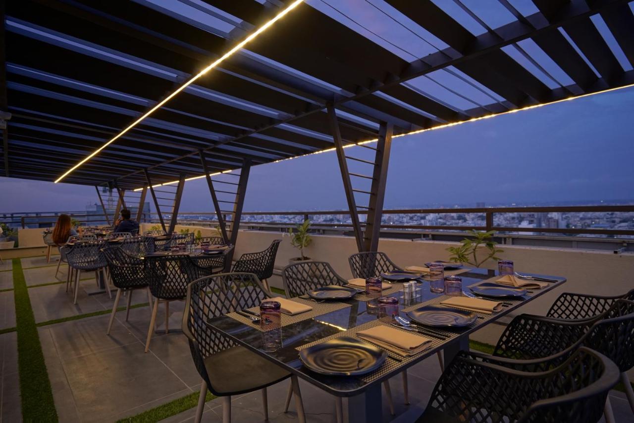 The Galleria Hotel Rajkot Exterior foto
